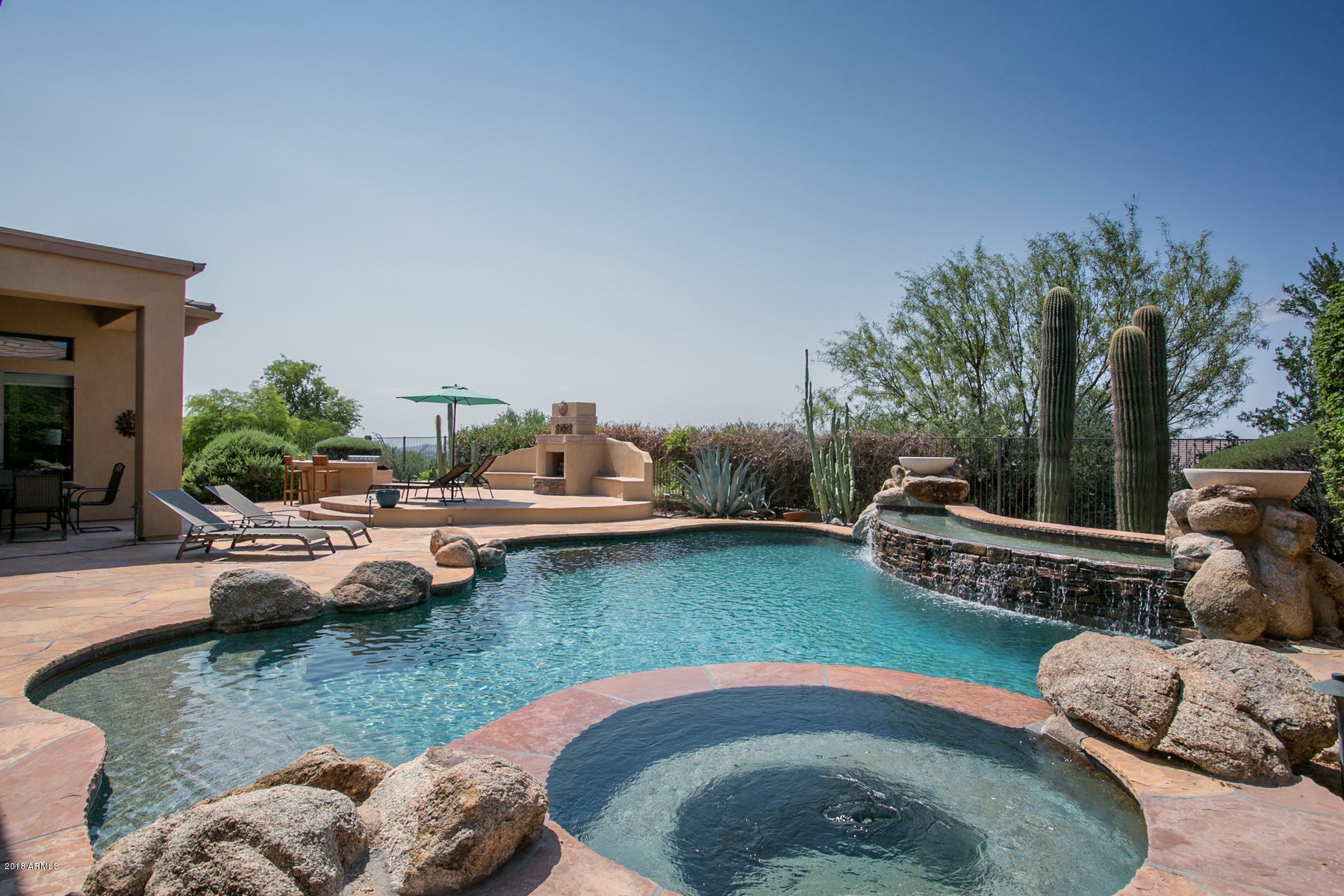 Property Photo:  41904 N Signal Hill Court  AZ 85086 