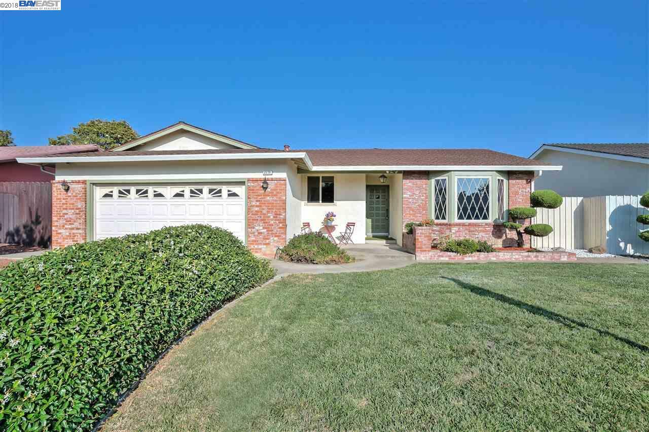 Property Photo:  2570 Bing Ct  CA 94587 