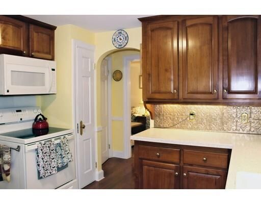 Property Photo:  185 Oakland Ave  MA 02476 