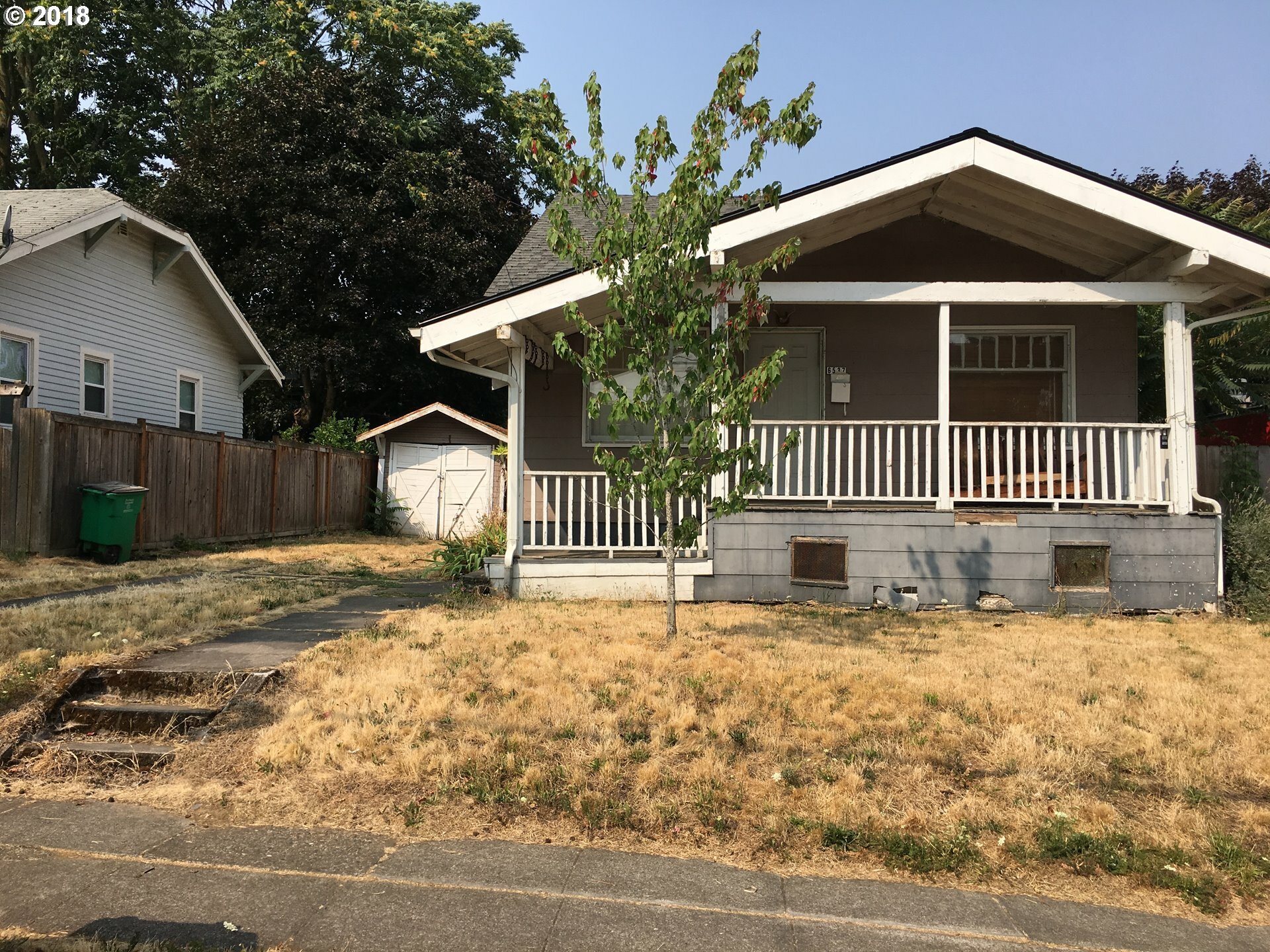 Property Photo:  6537 NE 6th Ave  OR 97211 