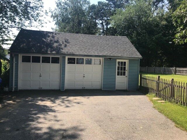 Property Photo:  22 Bunker Hill Street  NH 03102 