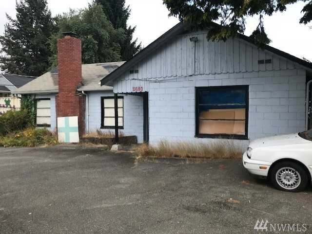 Property Photo:  11680 Renton Ave S  WA 98178 