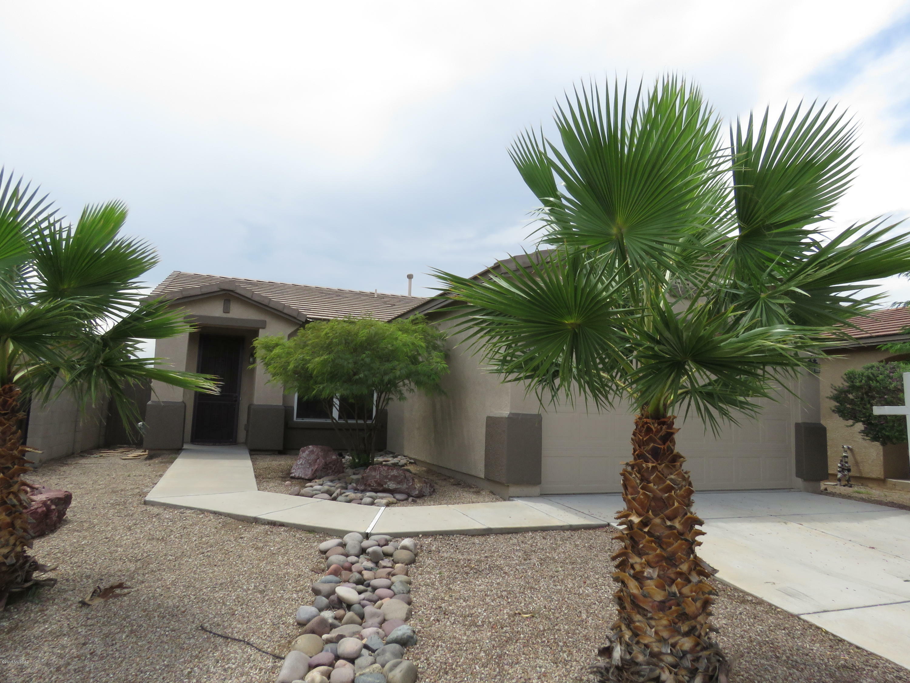 Property Photo:  2151 W Sunset Surprise Court  AZ 85742 