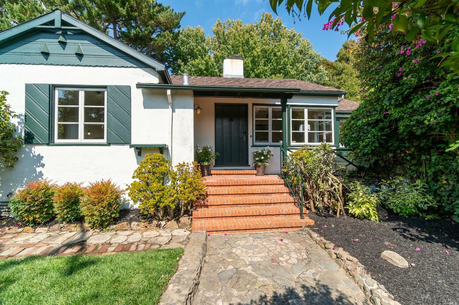 Property Photo:  165 Locust Avenue  CA 94941 