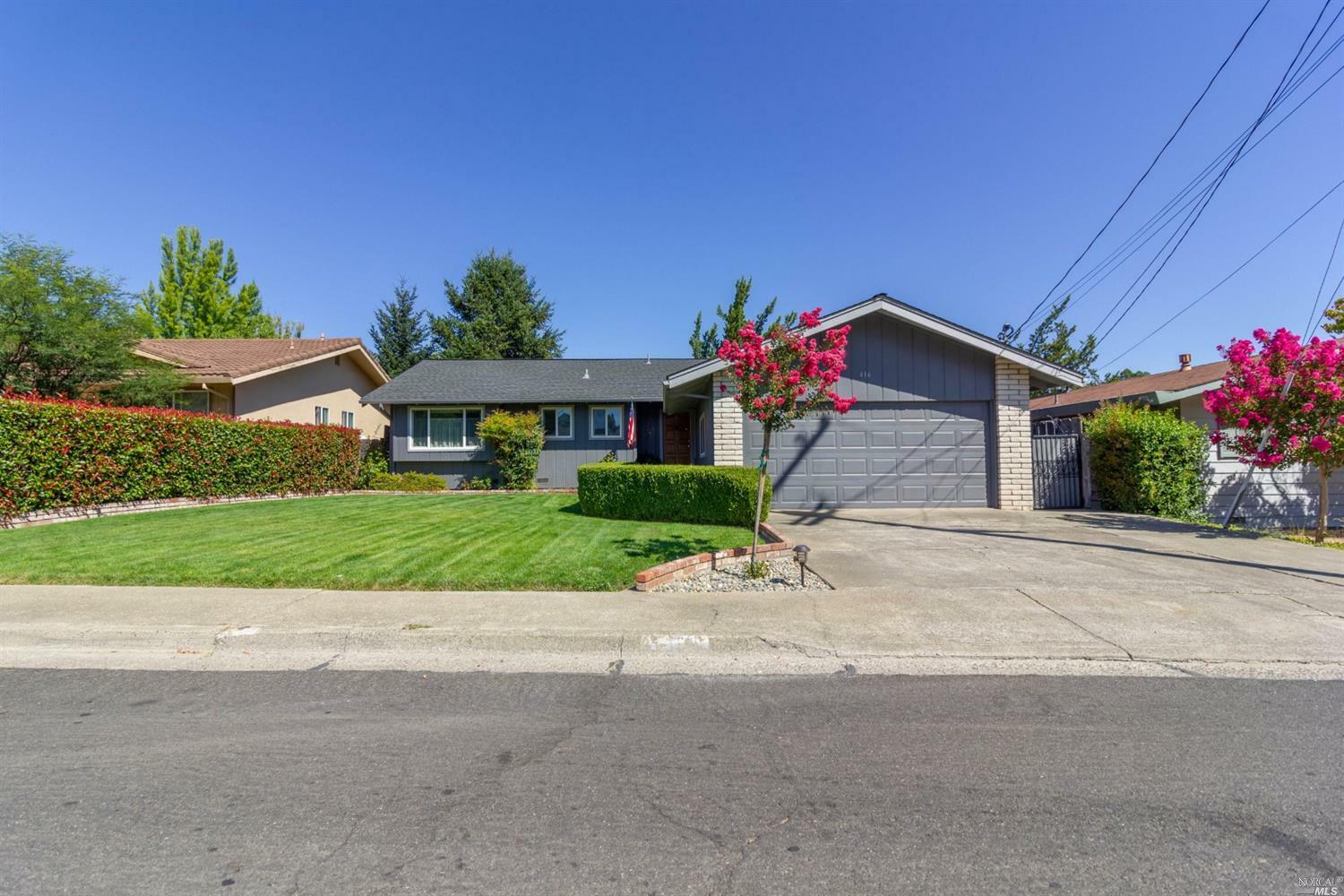 416 Nokomis Drive  Ukiah CA 95482 photo