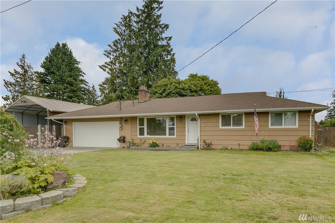 Property Photo: 906 87th St SE WA 98208