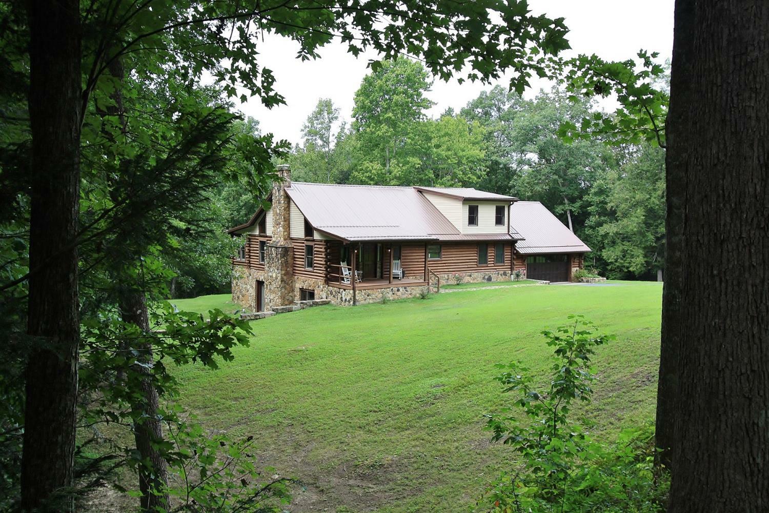 Property Photo:  610 Laurel Lake Resort Road  KY 40701 