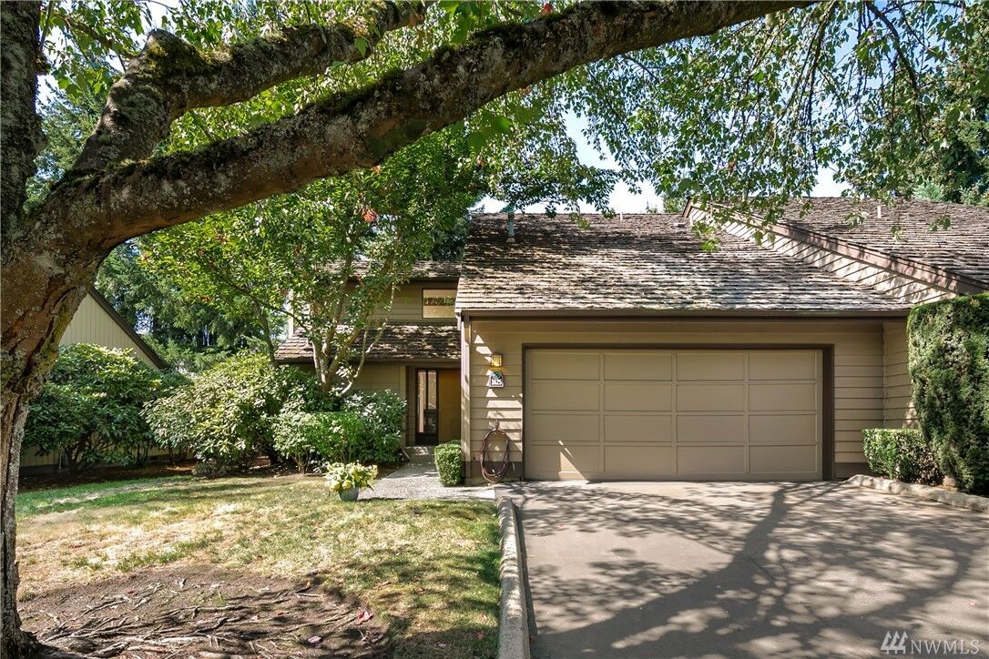 Property Photo: 1625 159th Ave NE WA 98008