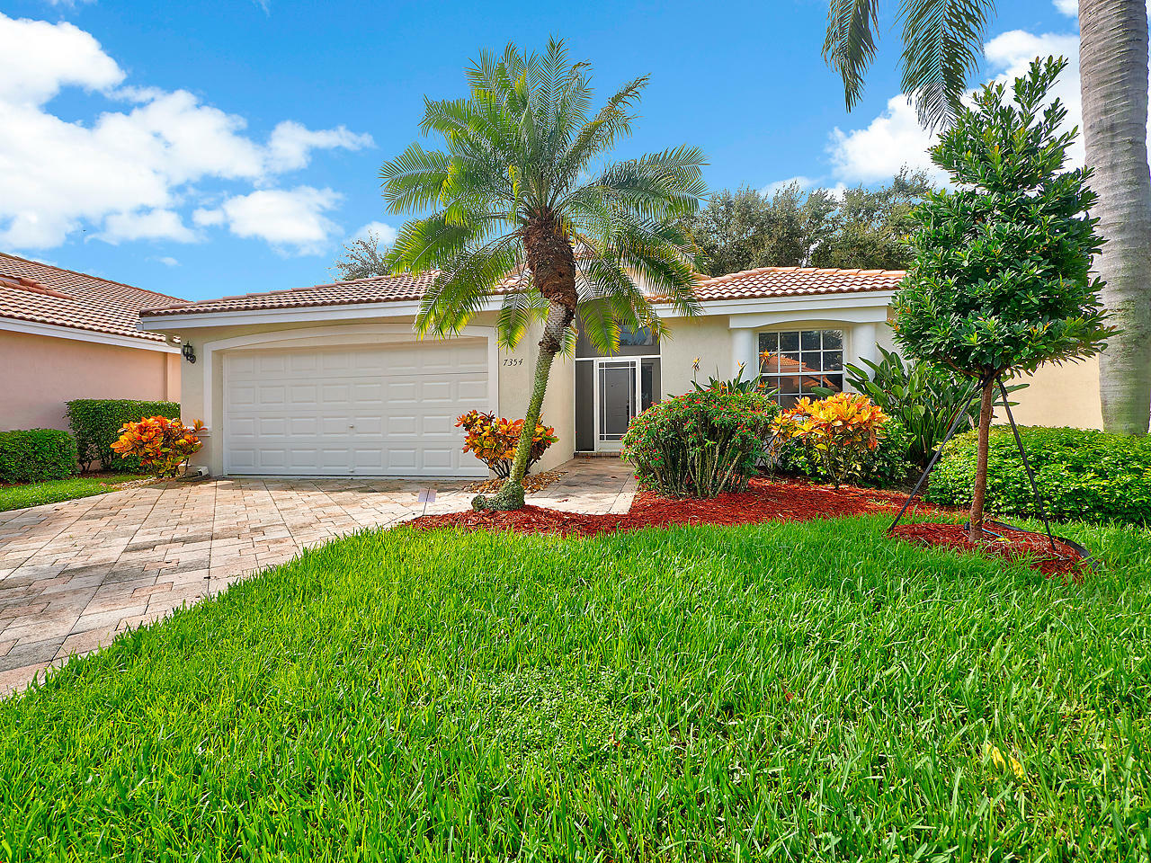 Property Photo:  7354 Lugano Drive  FL 33437 