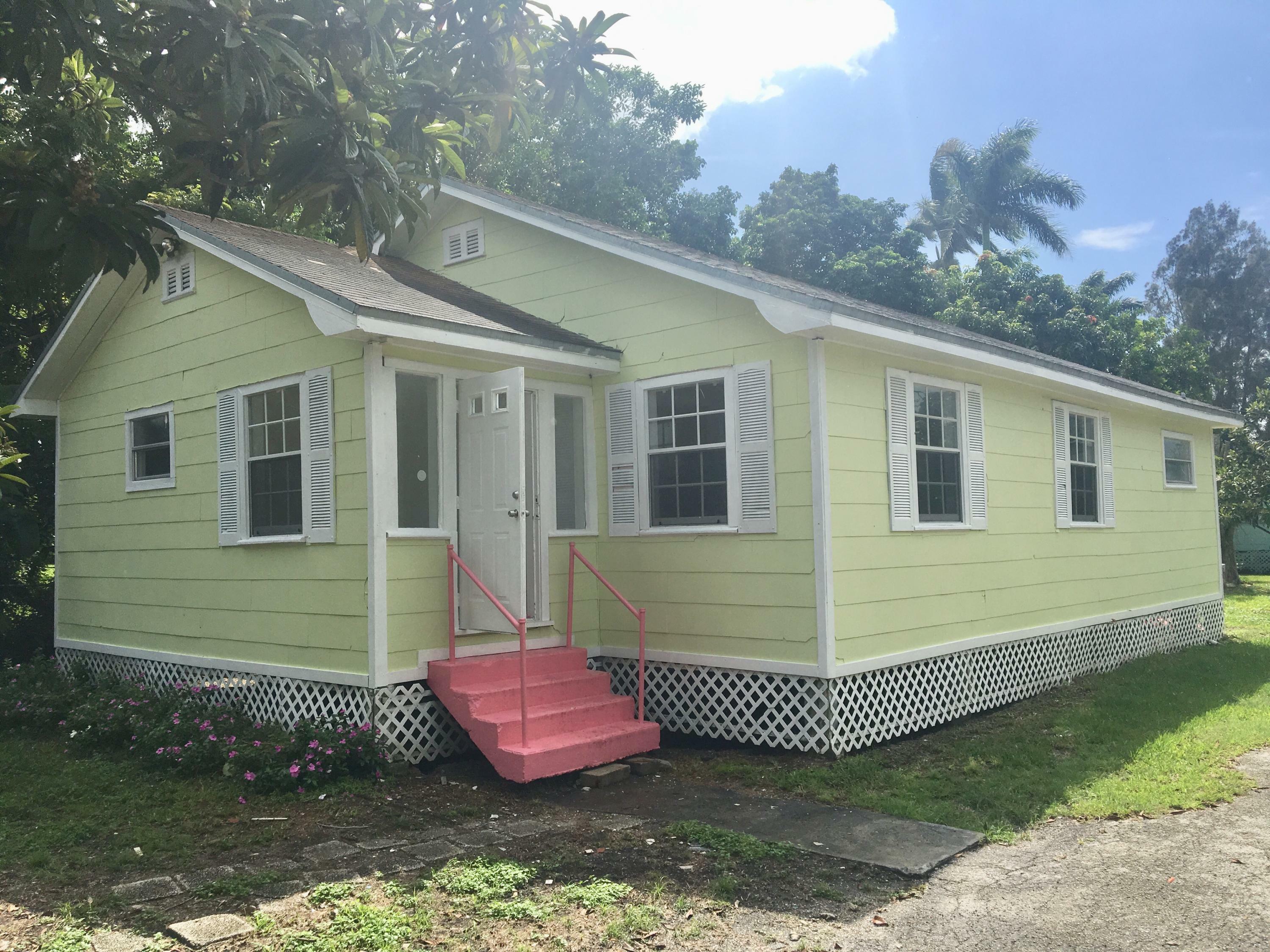 Property Photo:  500 NW 17th Street  FL 33430 