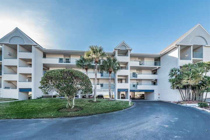 Property Photo:  5537 Sea Forest Drive 106  FL 34652 