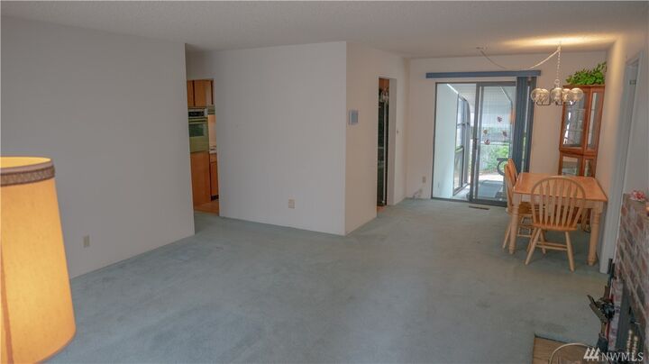 Property Photo:  1244 150th Avenue SE  WA 98007 
