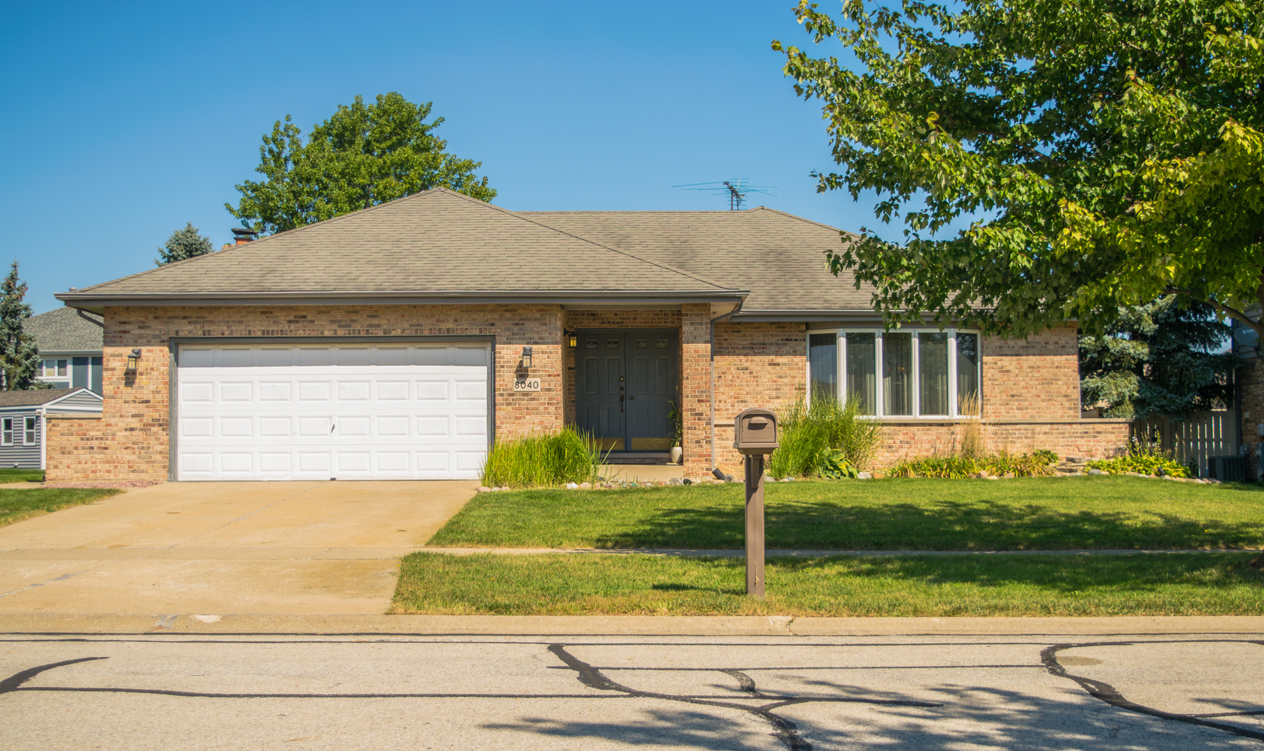 Property Photo:  8040 Pottawattomi Trail  IL 60477 