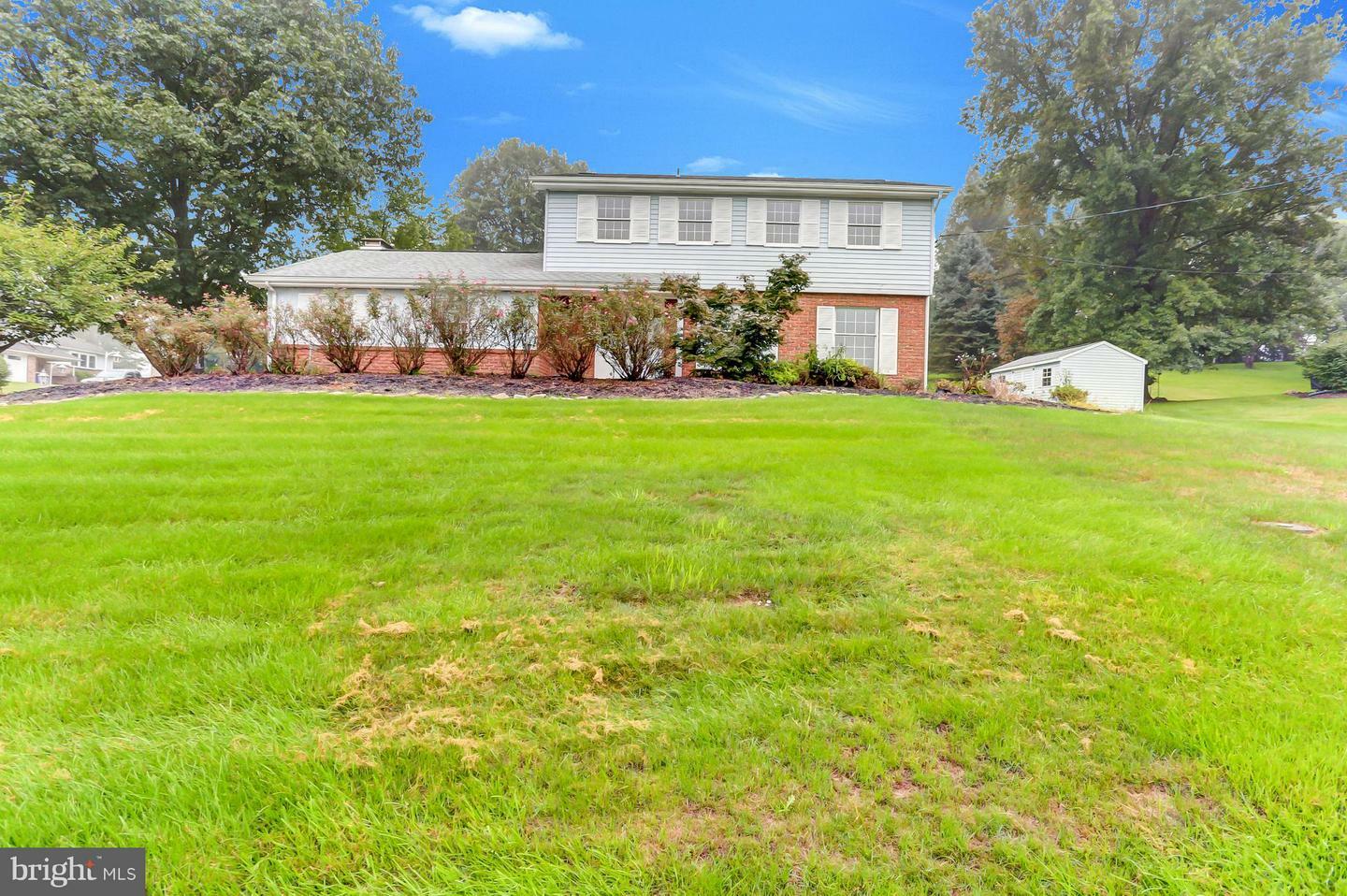 Property Photo: 6 Carriage Road PA 17070