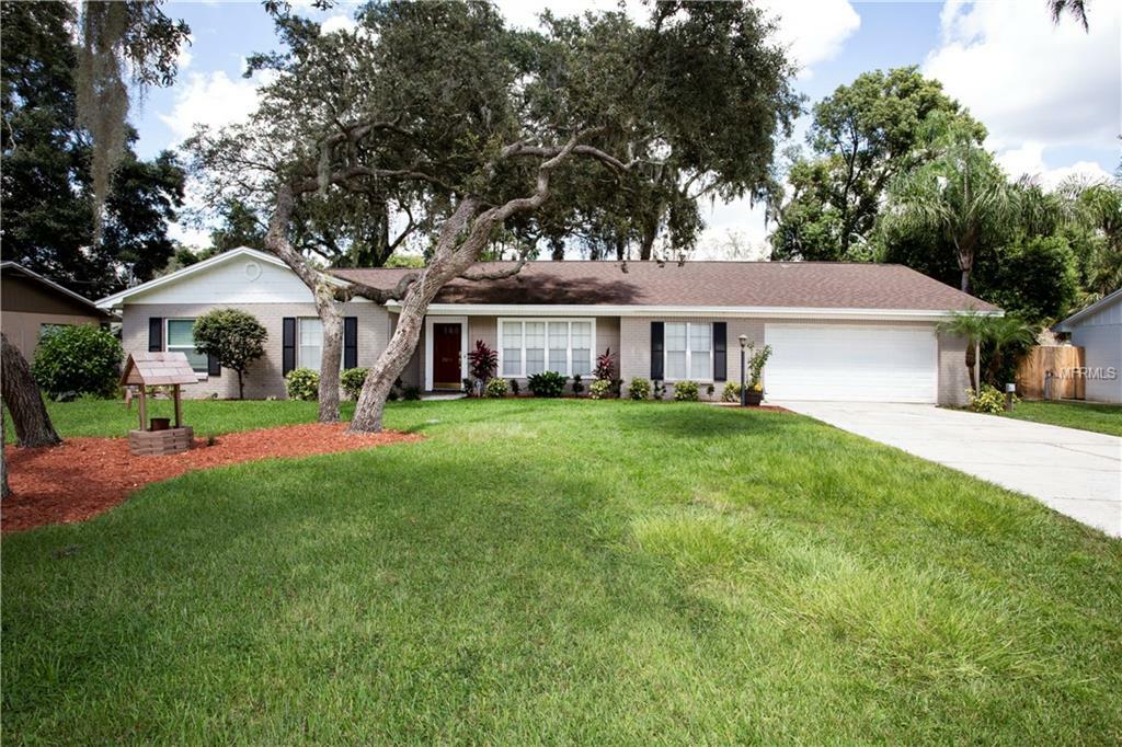 Property Photo:  2014 Cricket Lane  FL 33594 