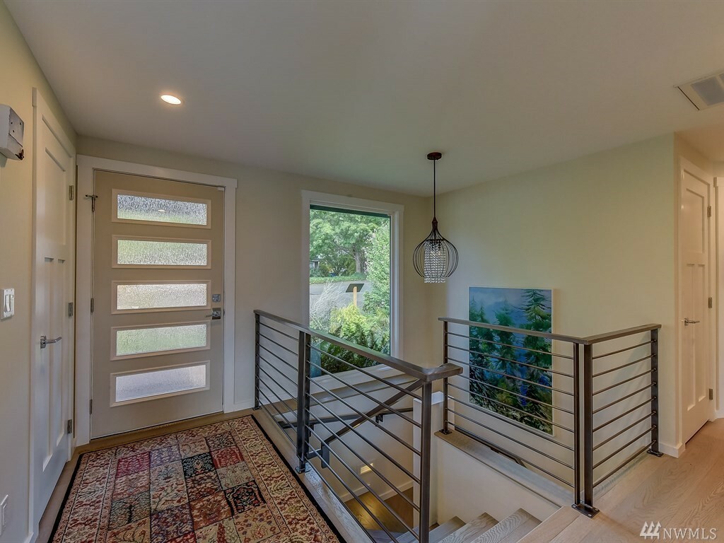 Property Photo: 11419 NE 90th St WA 98033
