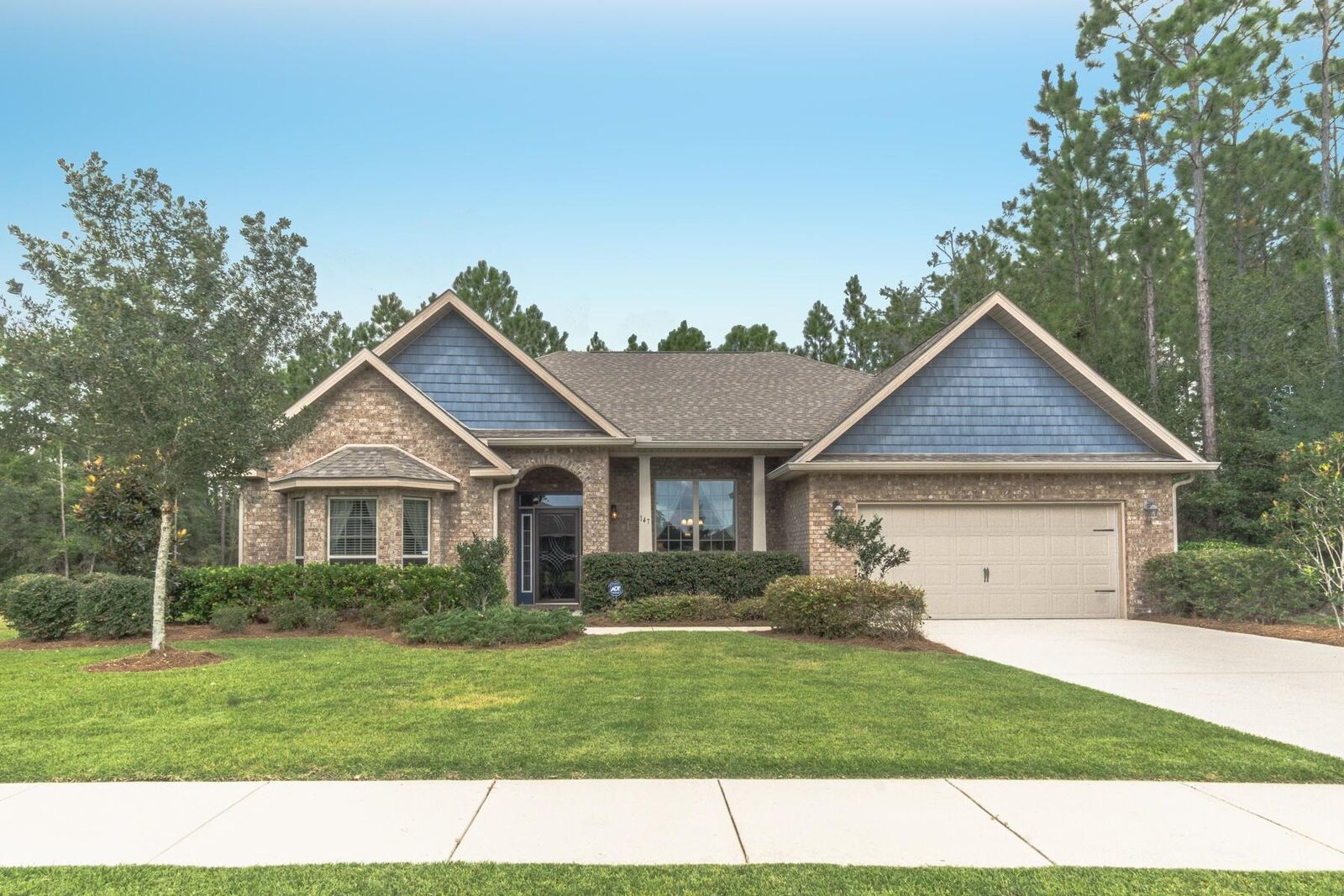 Property Photo: 147 Amadeus Avenue FL 32439