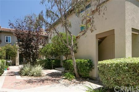 Property Photo:  61 Via Ermitas  CA 92688 