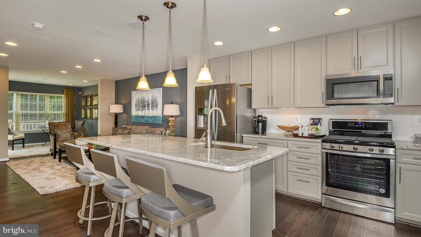 Property Photo:  9962 Ravenhurst Road  MD 21220 