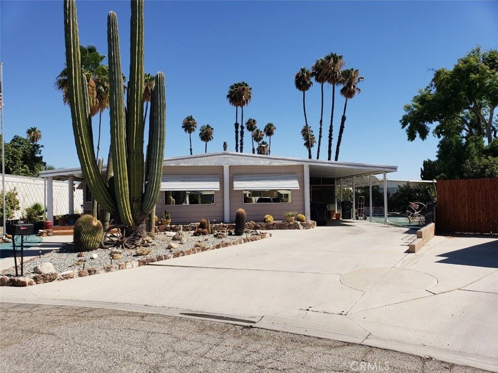 Property Photo:  1705 Santo Domingo Way  CA 92545 