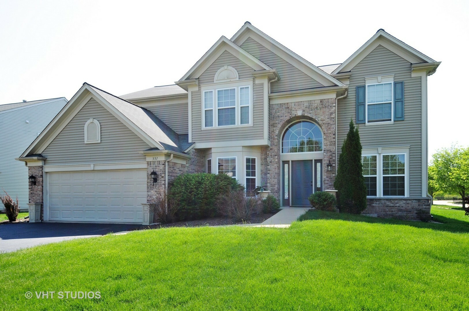 Property Photo:  331 Osage Drive  IL 60490 