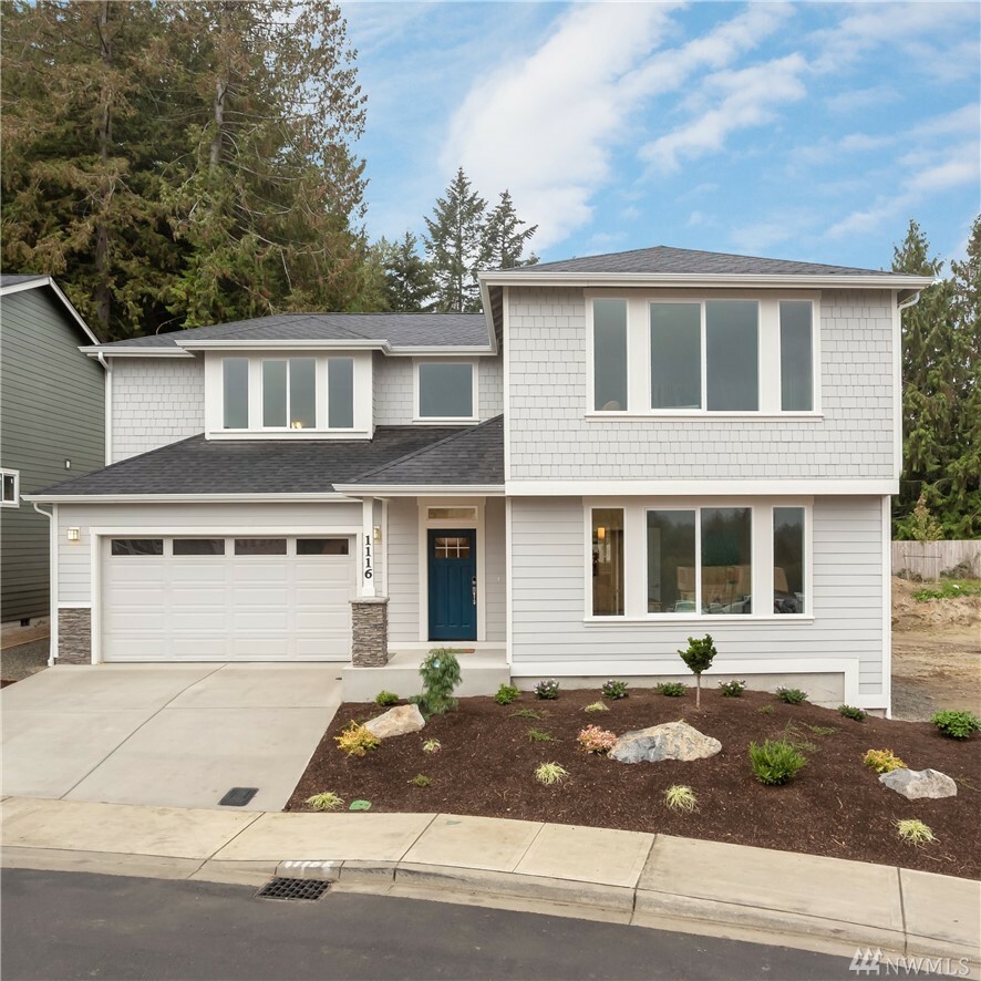 Property Photo:  1092 NE Sockeye Ct  WA 98311 