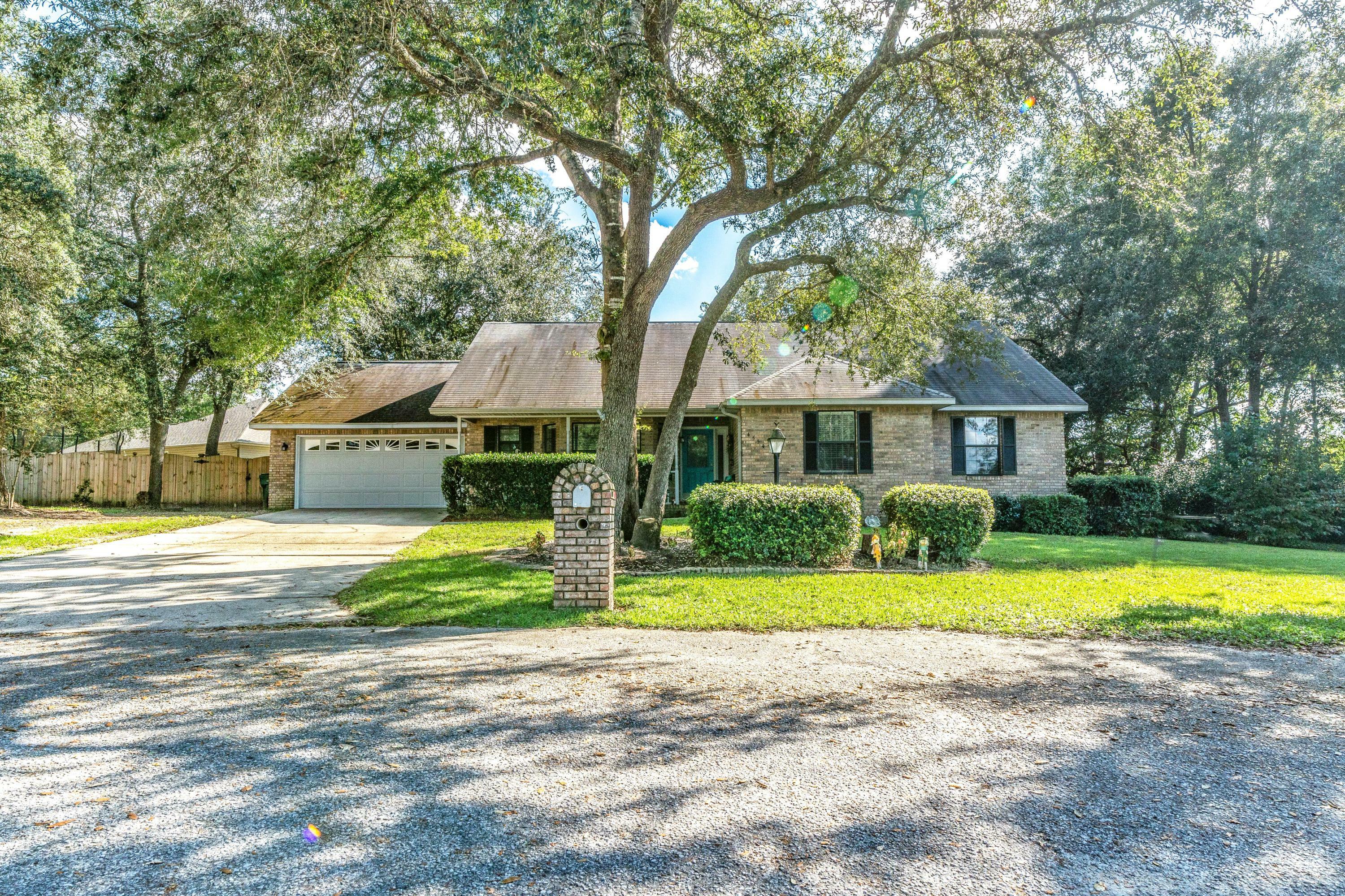 Property Photo:  4554 Tara Court  FL 32539 