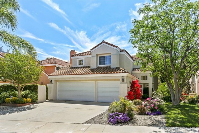 Property Photo:  24626 Vista Cerritos Street  CA 91302 