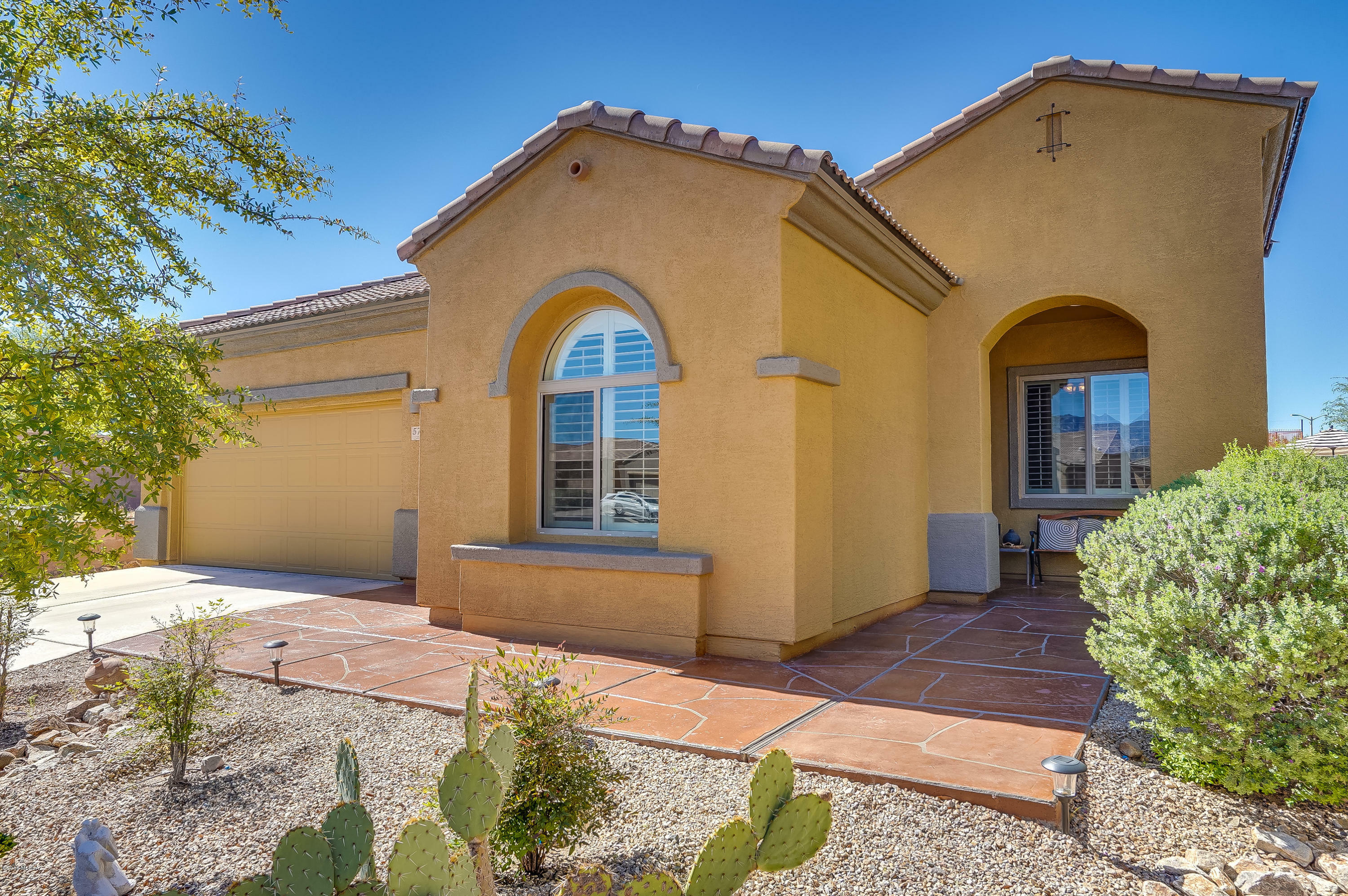 Property Photo:  5786 S Lowry Canyon Place  AZ 85622 