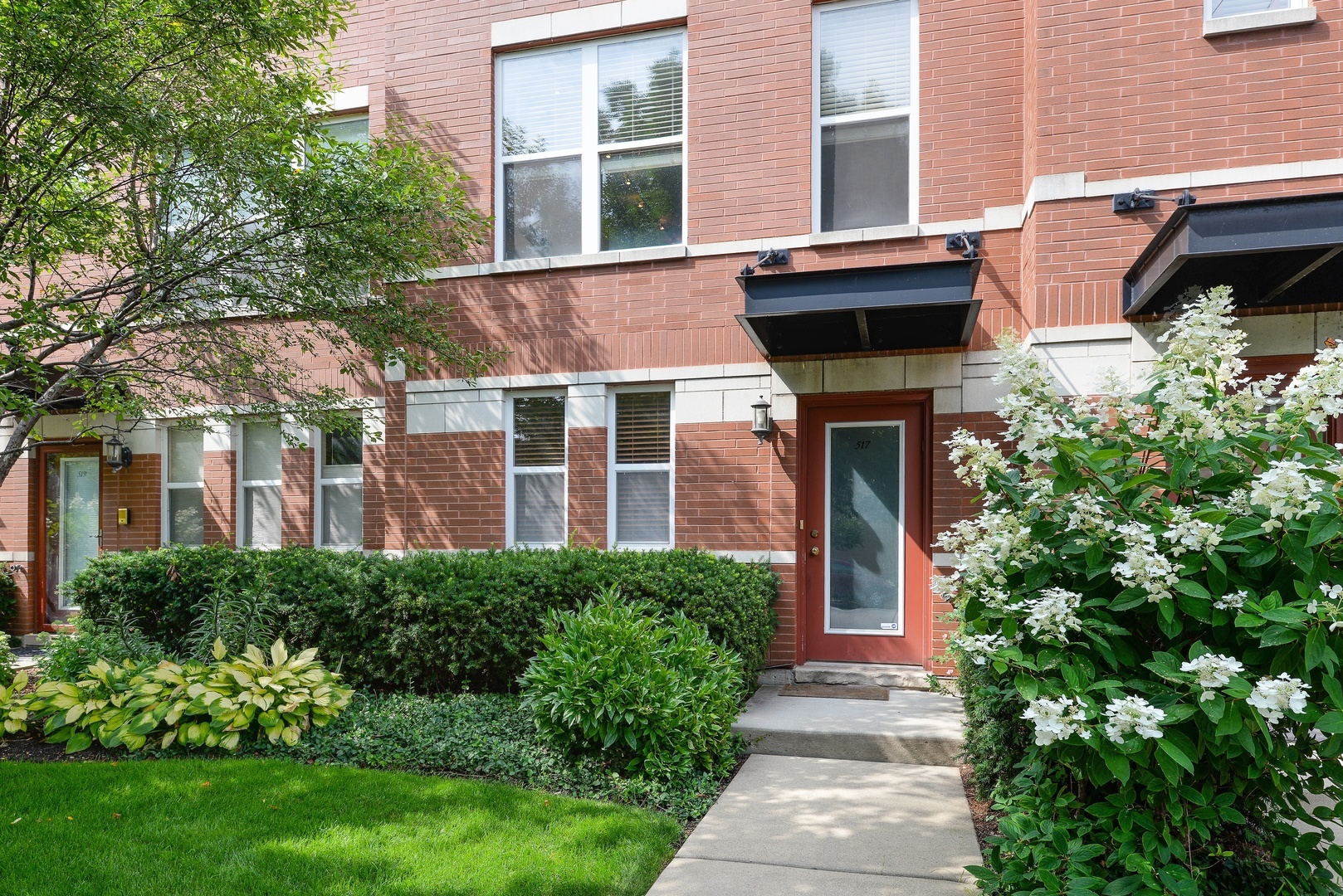 Property Photo: 517 South Boulevard IL 60202