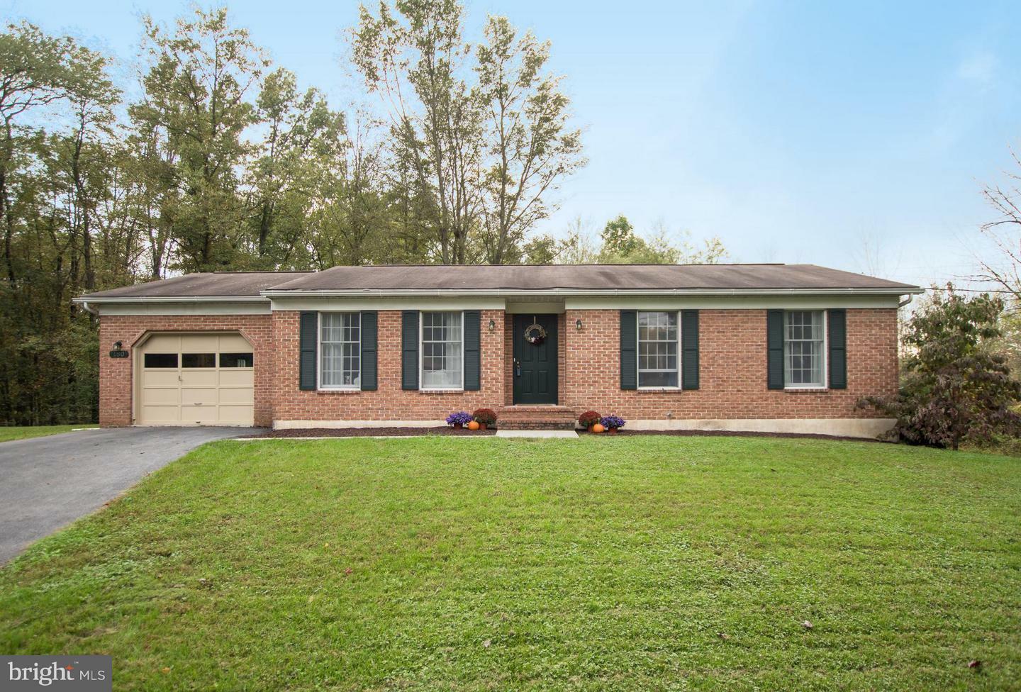 Property Photo: 180 S Mill Road PA 17036