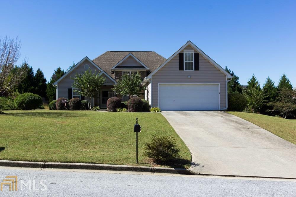 Property Photo: 2505 Huntington Dr GA 30052