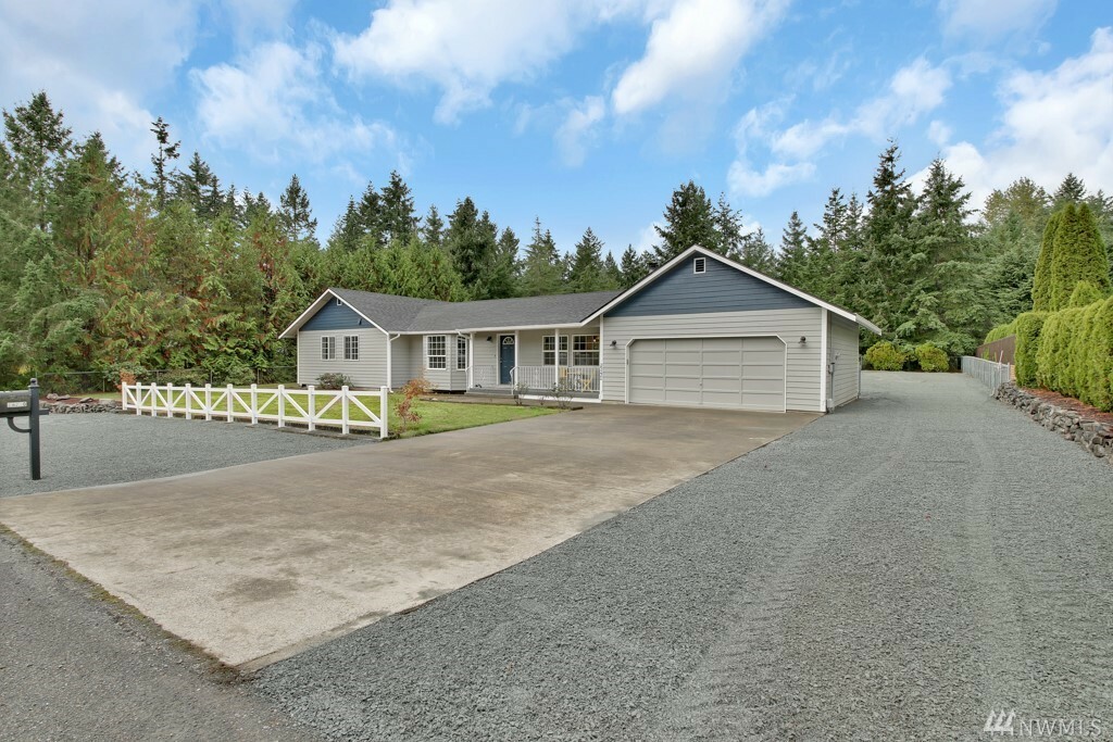 Property Photo: 25220 67th Ave E WA 98338