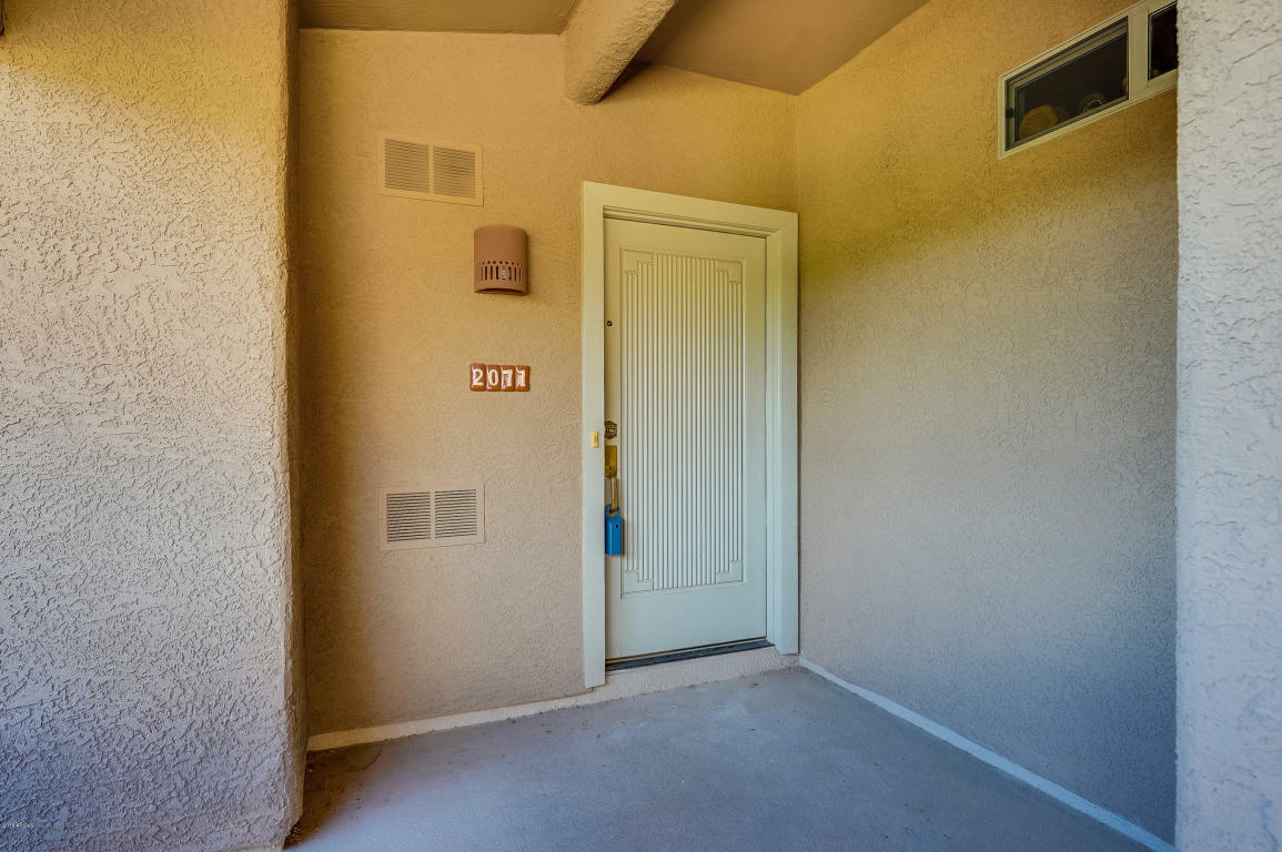 Property Photo:  11500 E Cochise Drive 2071  AZ 85259 