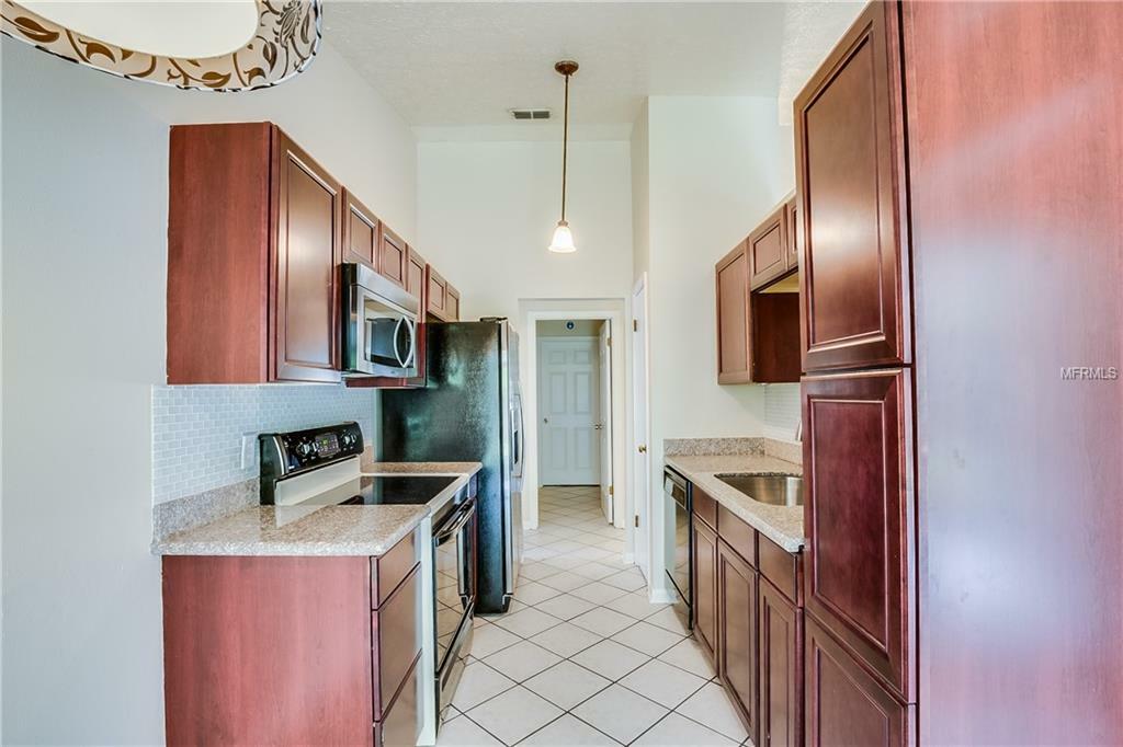 Property Photo:  1607 Southcrest Court  FL 33510 