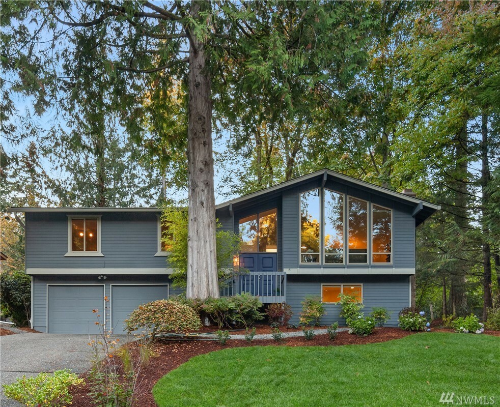 Property Photo:  245 Dorado Dr NW  WA 98027 