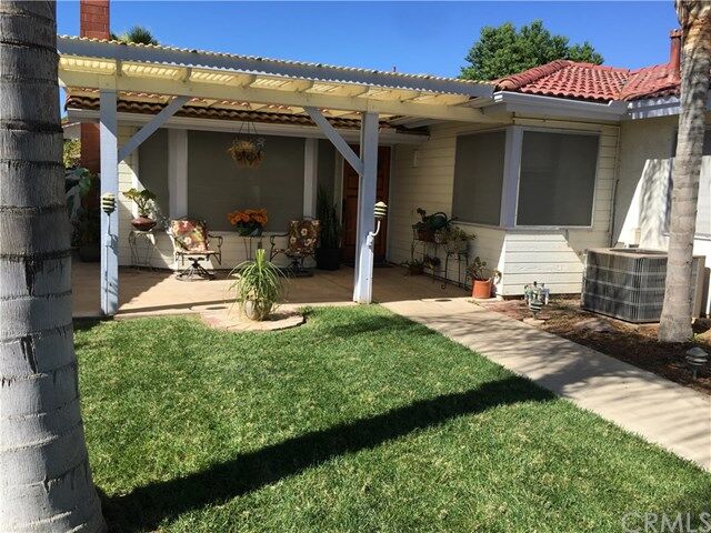 Property Photo: 267 White Oak Road CA 92530