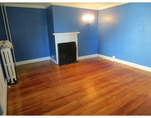 Property Photo:  8 Mechanic St.  MA 01945 