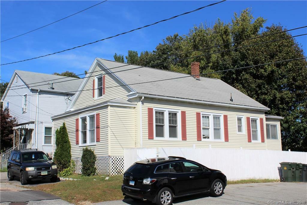 Property Photo:  5 Cape Ann Court  CT 06320 