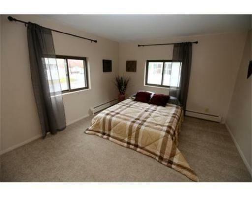 Property Photo: 146 Willow Street 26 MA 02452