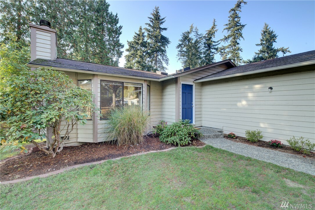 Property Photo:  10621 NE 133rd Place  WA 98034 