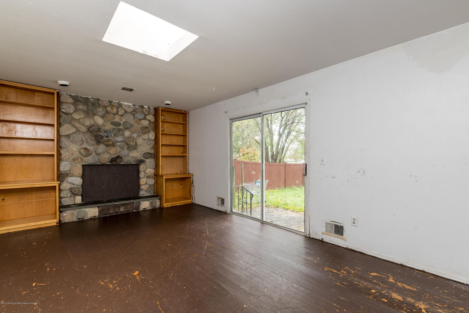 Property Photo: 1017 Roanoke Drive NJ 08753