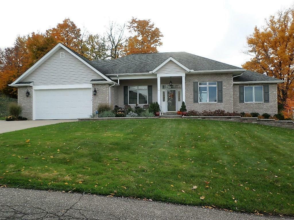 Property Photo: 4212 Woodsdale Avenue PA 16510
