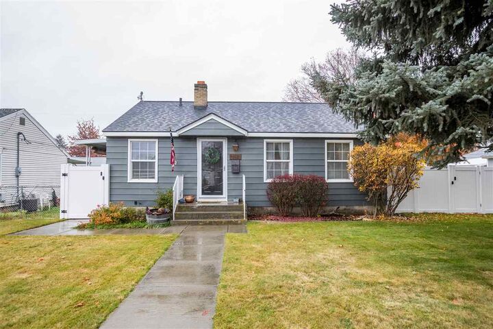2212 W Olympic Ave  Spokane WA 99205 photo