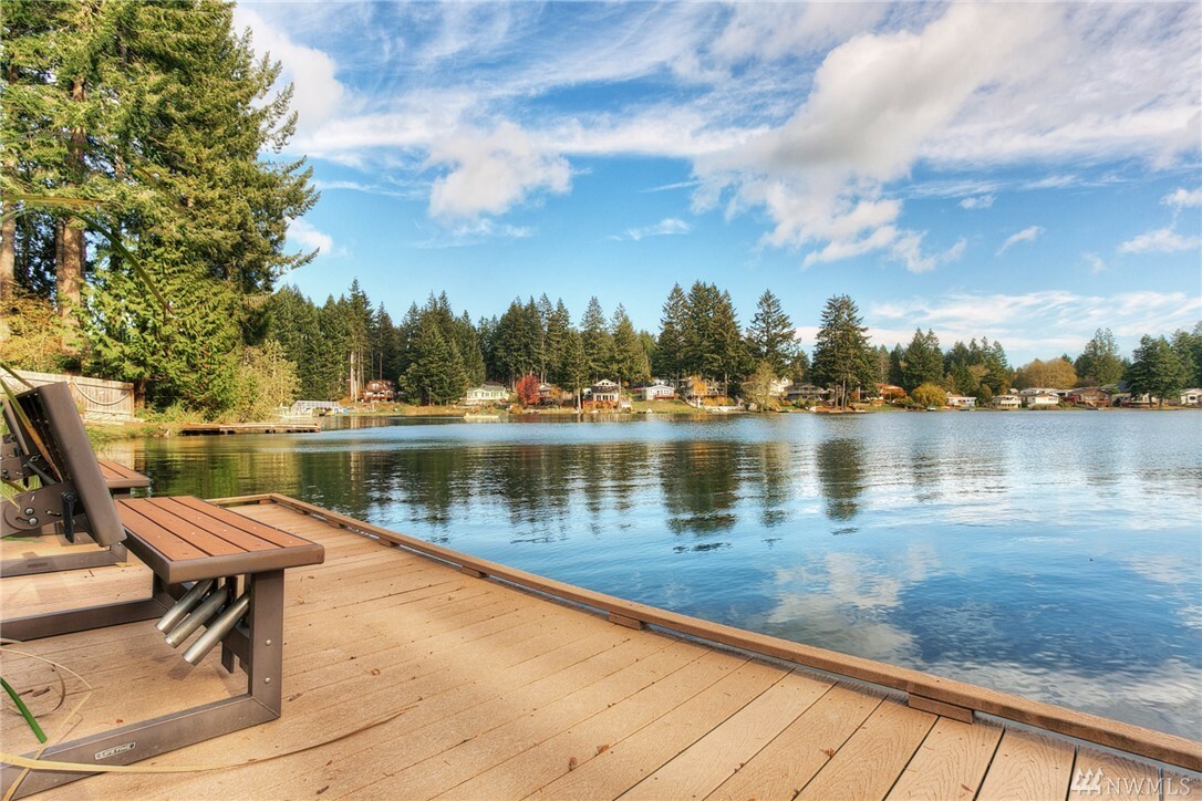 Property Photo: 190 SE Cabana Ave WA 98584