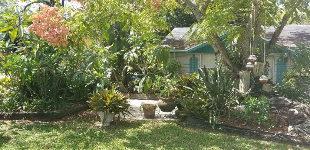 Property Photo:  1424 Murillo Loop  FL 33570 