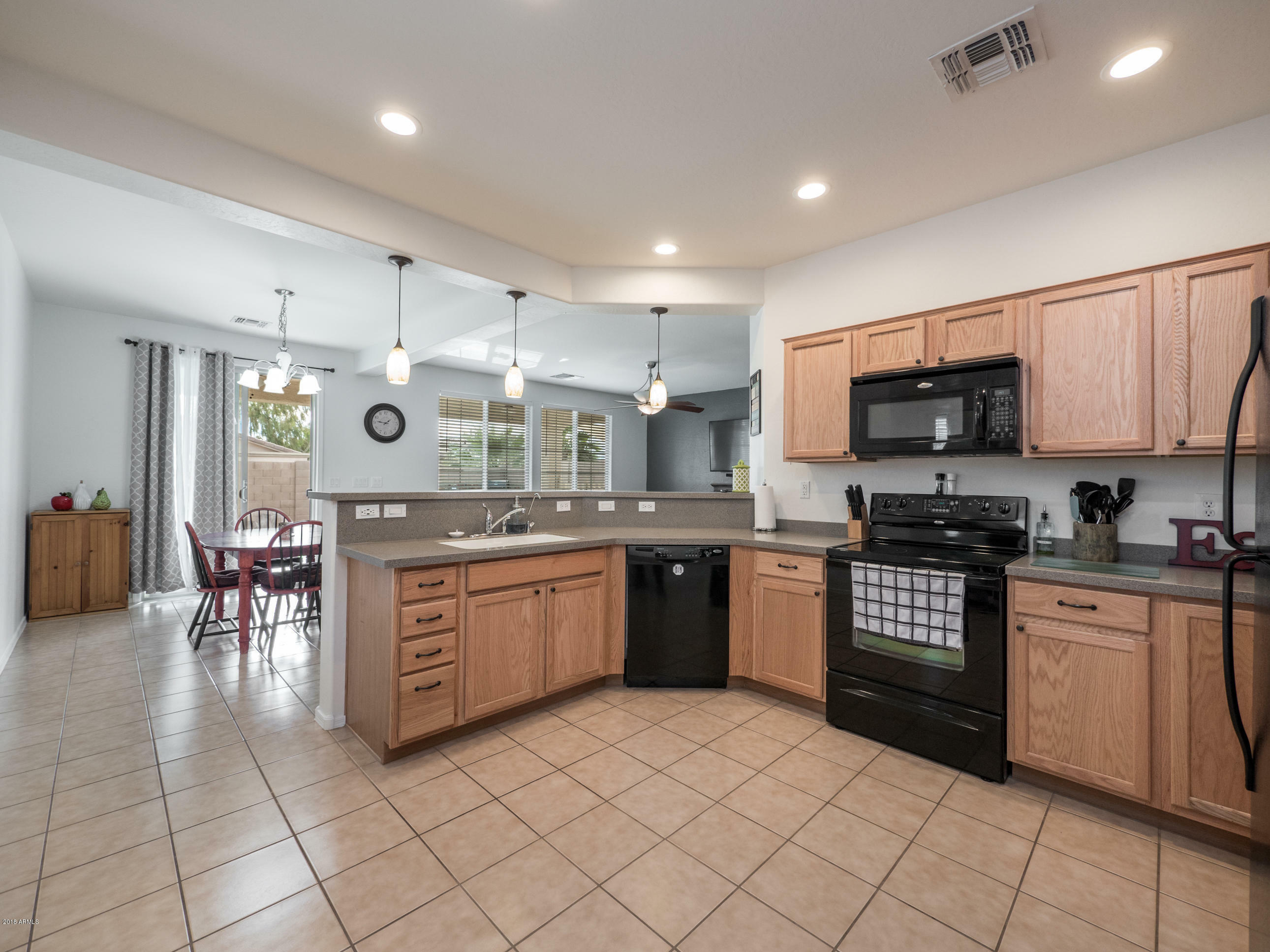 Property Photo:  17305 W Pinnacle Vista Drive  AZ 85387 