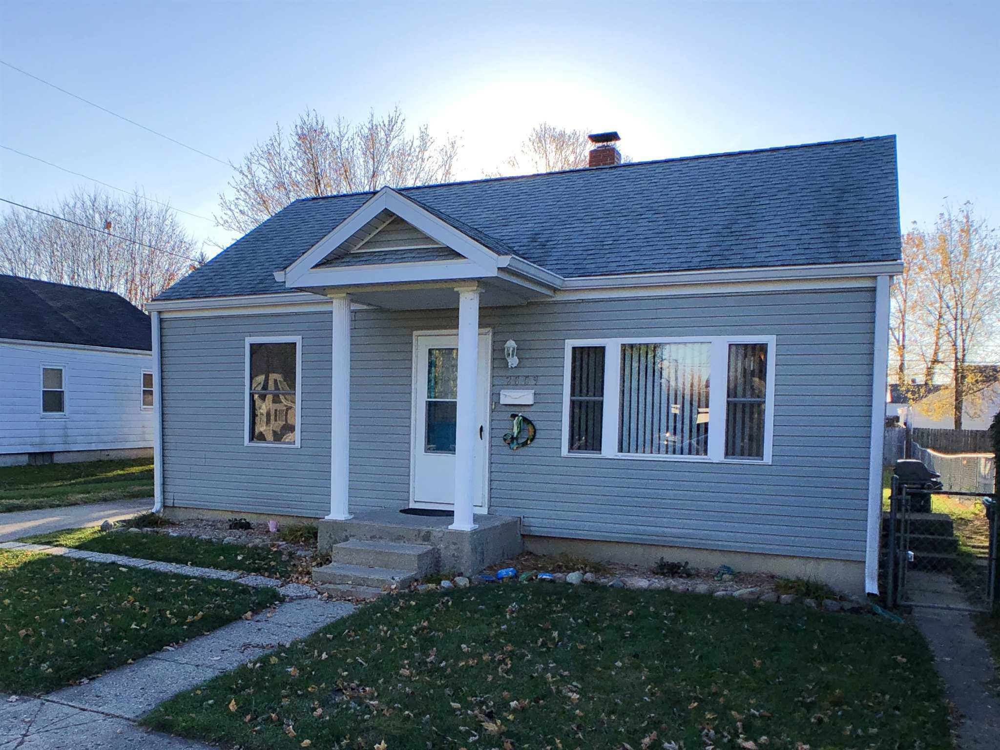 Property Photo:  2809 Sunnyside Avenue  IN 47362-2033 