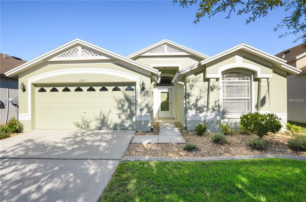 Property Photo:  31355 Heatherstone Drive  FL 33543 