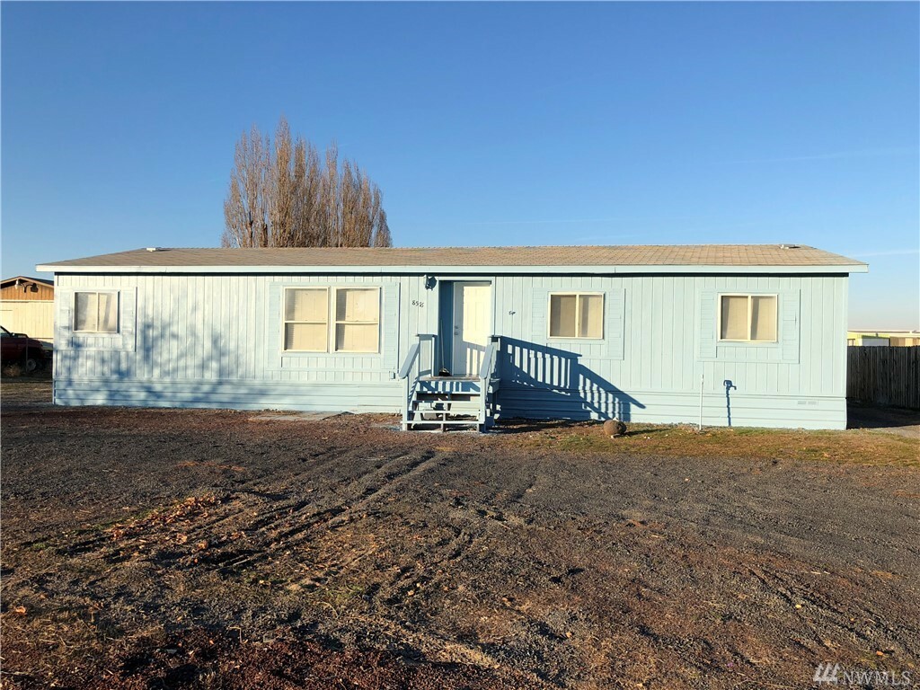 Property Photo:  8576 Jean Rd NE  WA 98837 